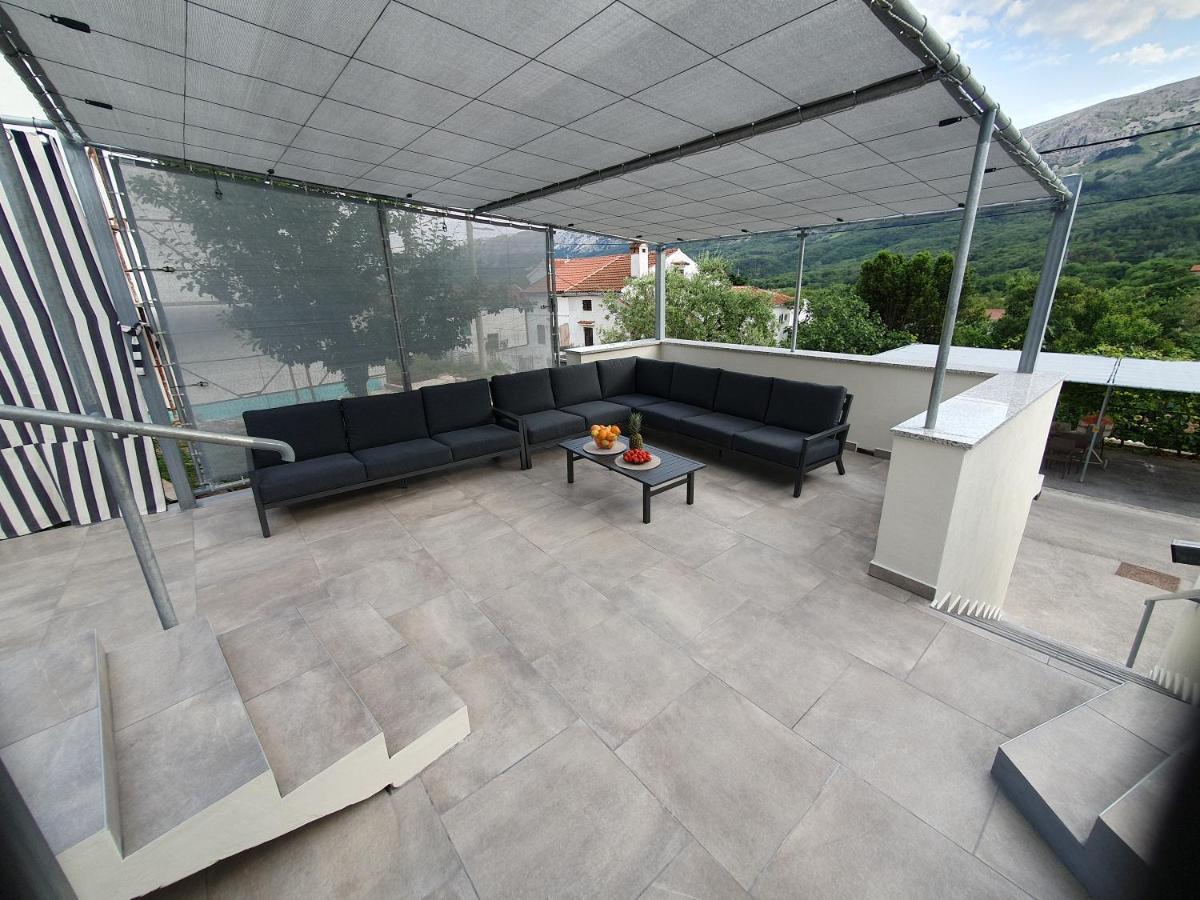 Villa Carmen Draga Bašćanska Exterior foto