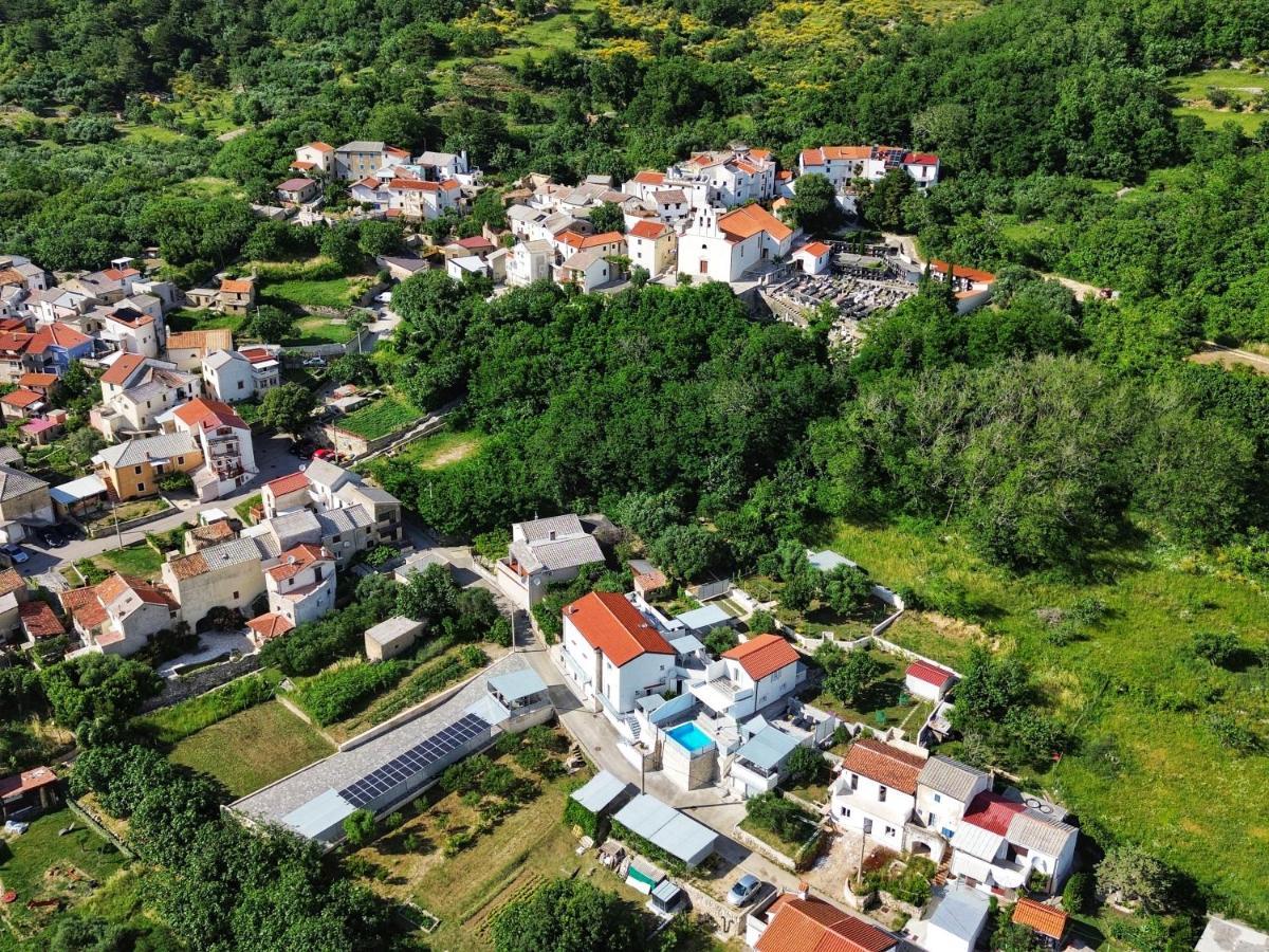 Villa Carmen Draga Bašćanska Exterior foto