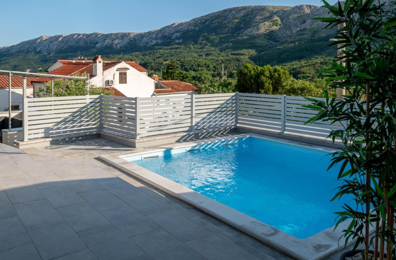 Villa Carmen Draga Bašćanska Exterior foto