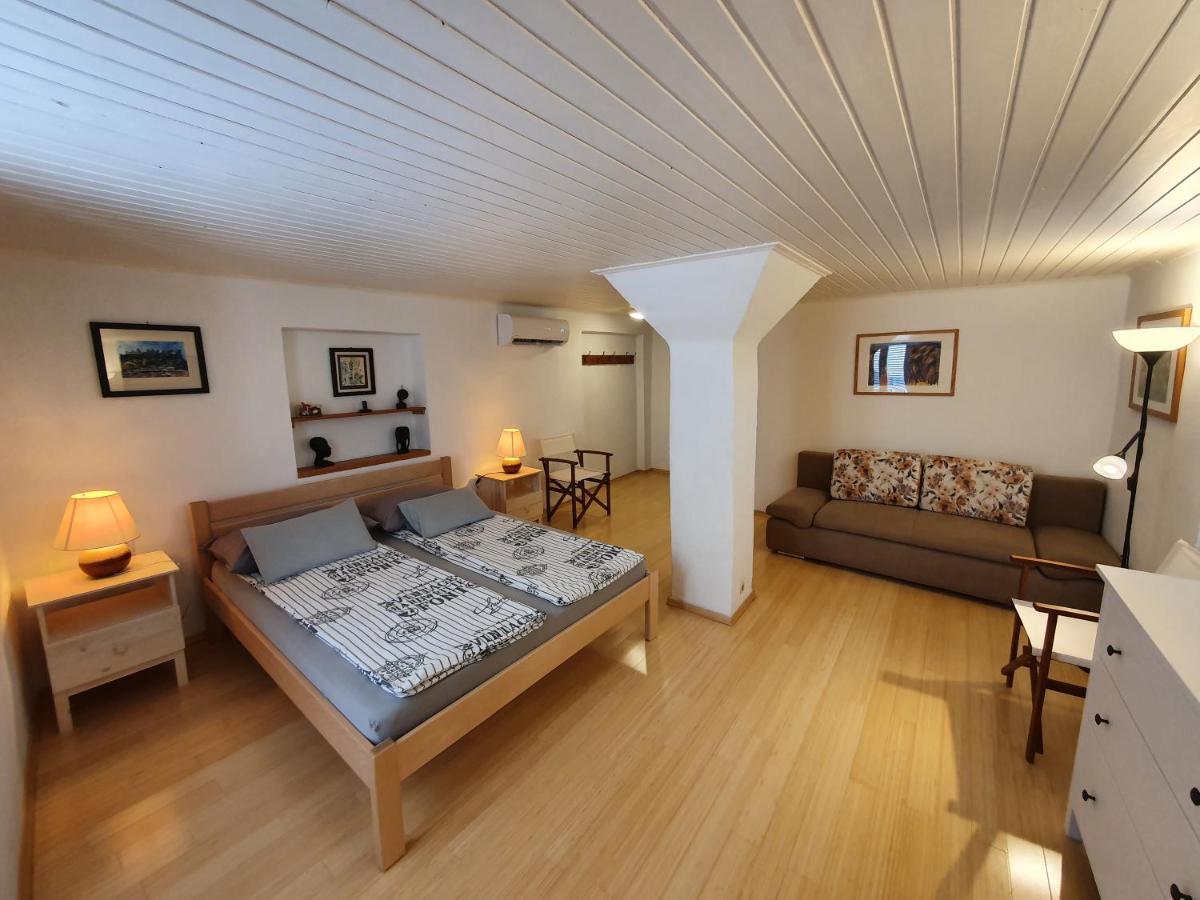 Villa Carmen Draga Bašćanska Exterior foto